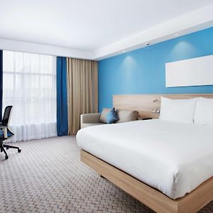 Kamer met Rolstoeltoegankelijkheid met een Queen Size Bed